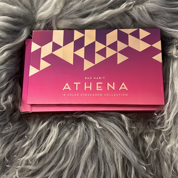 18 COLOR EYESHADOW SET- Athena- by Bad Habit - Highly pigmented like Huda Beauty - Picture 2 of 8